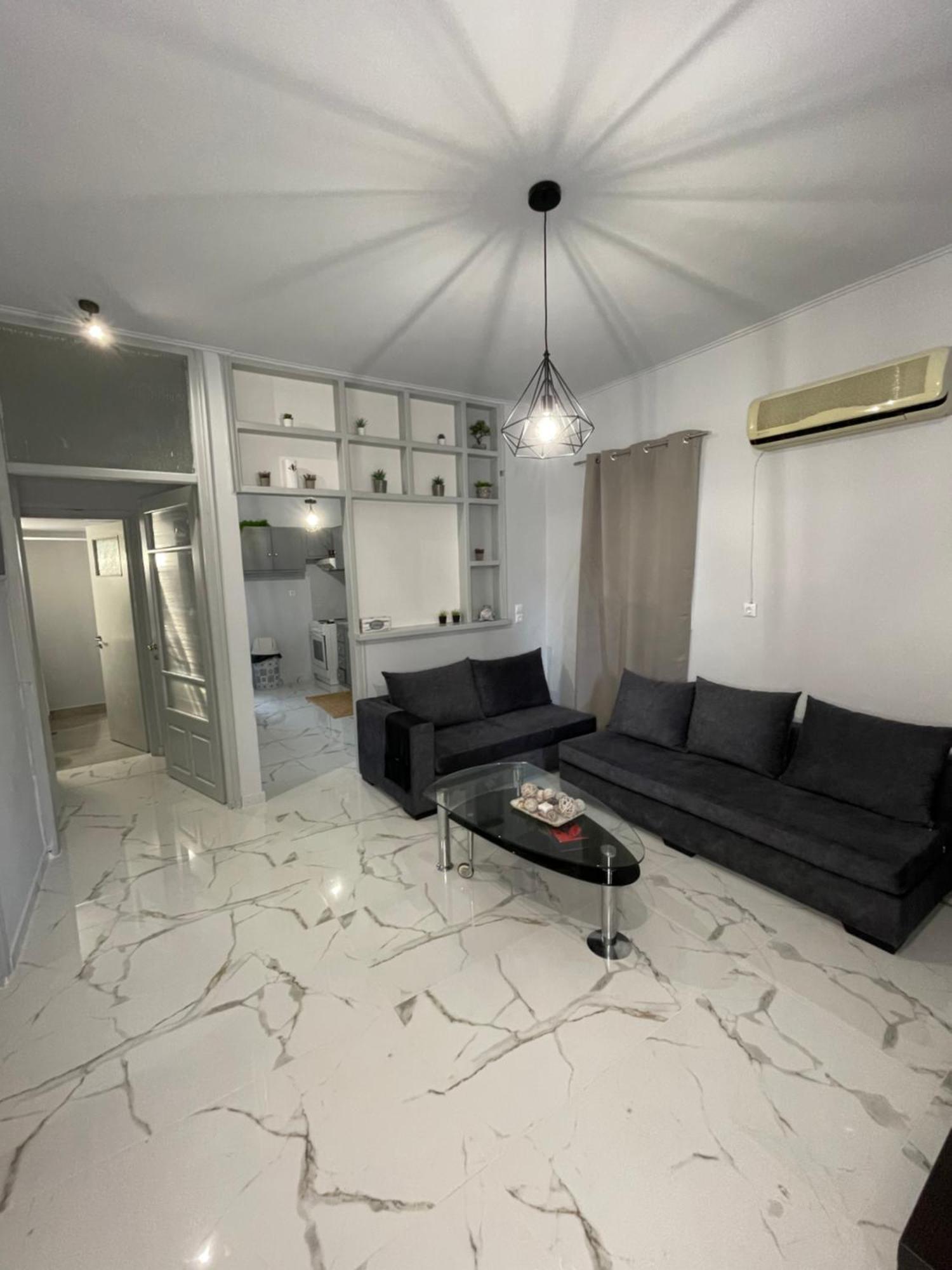 Airpoint Renovated Apartment Artemida  Bagian luar foto